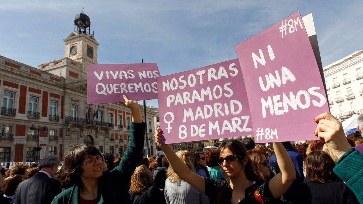 Feminismo - Sociedad