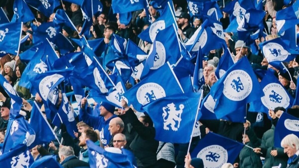 Aficionados del Chelsea llenando las gradas de Stamford Bridge
