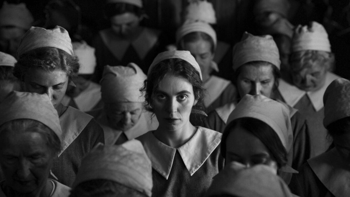 La joven de la aguja (2024) - Cultura