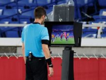 El VAR en el fútbol femenino - Deportes