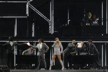 La cantante y compositora estadounidense Taylor Swift ofrece un concierto este miércoles en el estadio Santiago Bernabéu de Madrid.