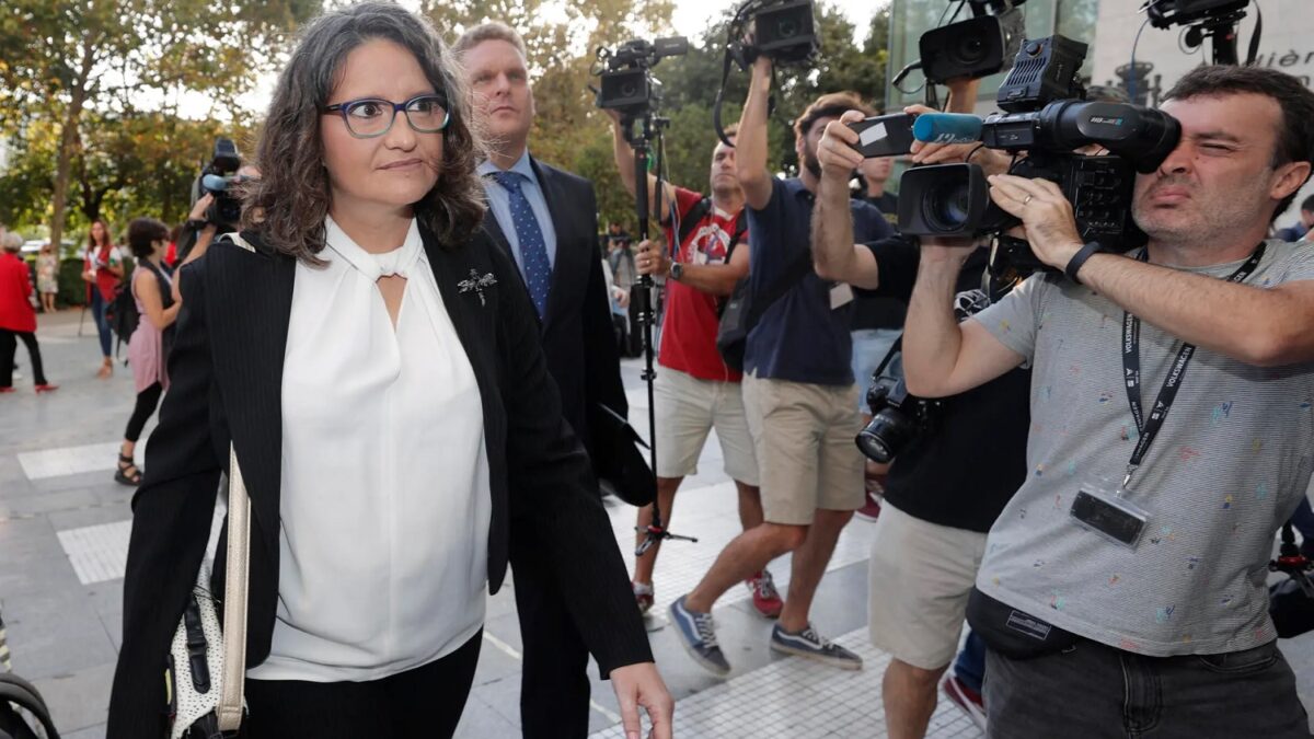 Mónica Oltra - Sociedad