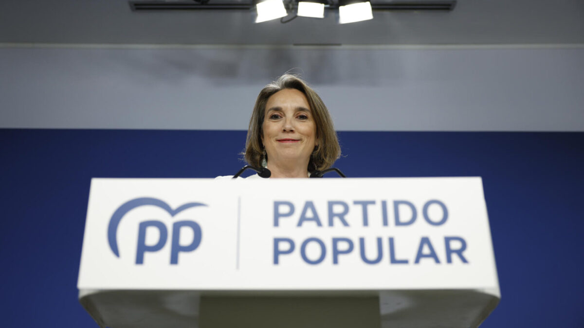 La secretaria general del Partido Popular, Cuca Gamarra, ofrece una rueda de prensa tras la reunión del Comité de Dirección del Partido Popular, este lunes en Madrid.