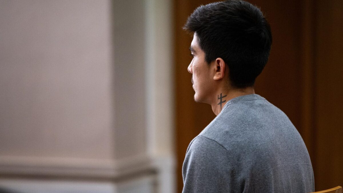 Brian Raimundo, el acusado de intento de asesinato y violación a una adolescente en Igualada, durante un juicio en la Audiencia de Barcelona, a 17 de junio de 2024