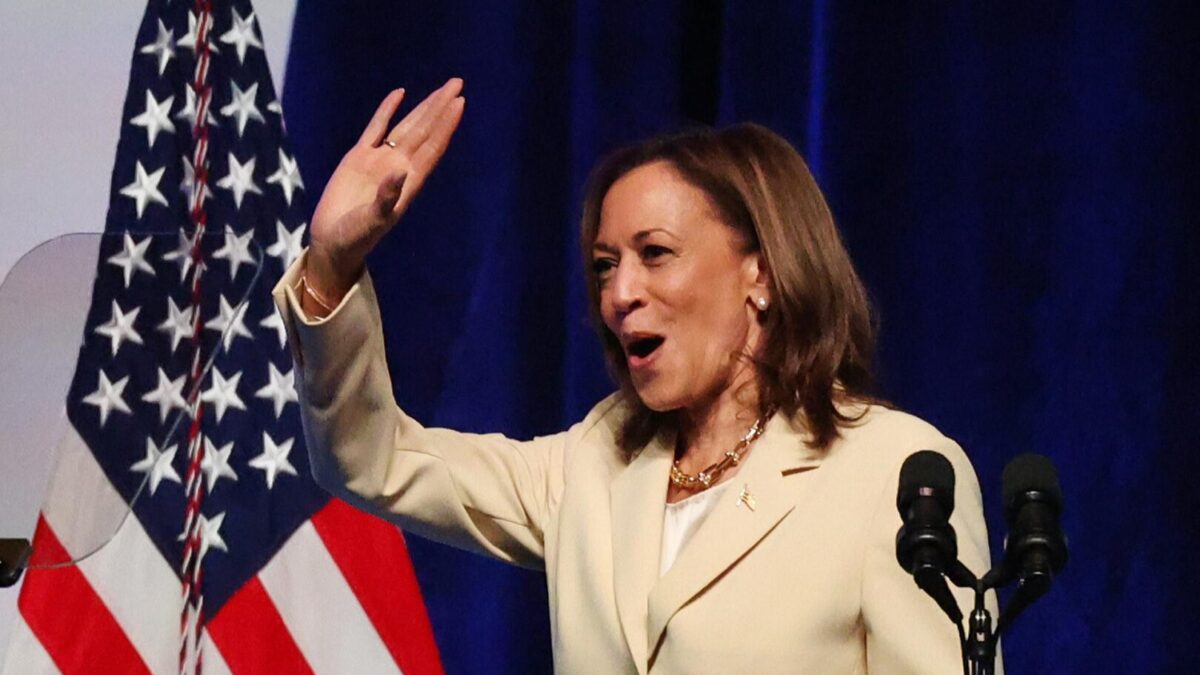 Kamala Harris - Internacional