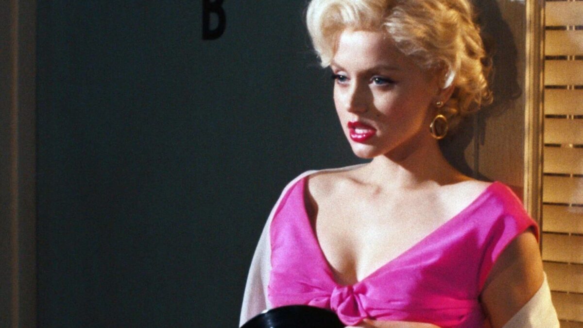 Ana de Armas caracterizada de Marilyn Monroe en 'Blonde'