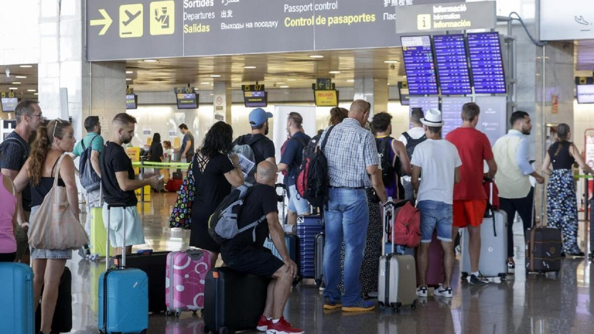 Retrasos en el aeropuerto - Sociedad