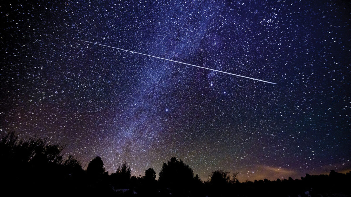 Lluvia de Perseidas o Lágrimas de San Lorenzo.