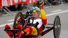 Sergio Garrote durante una competición de ciclismo adaptado con la selección española