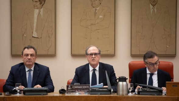 El Defensor del Pueblo, Ángel Gabilondo, en el Congreso.