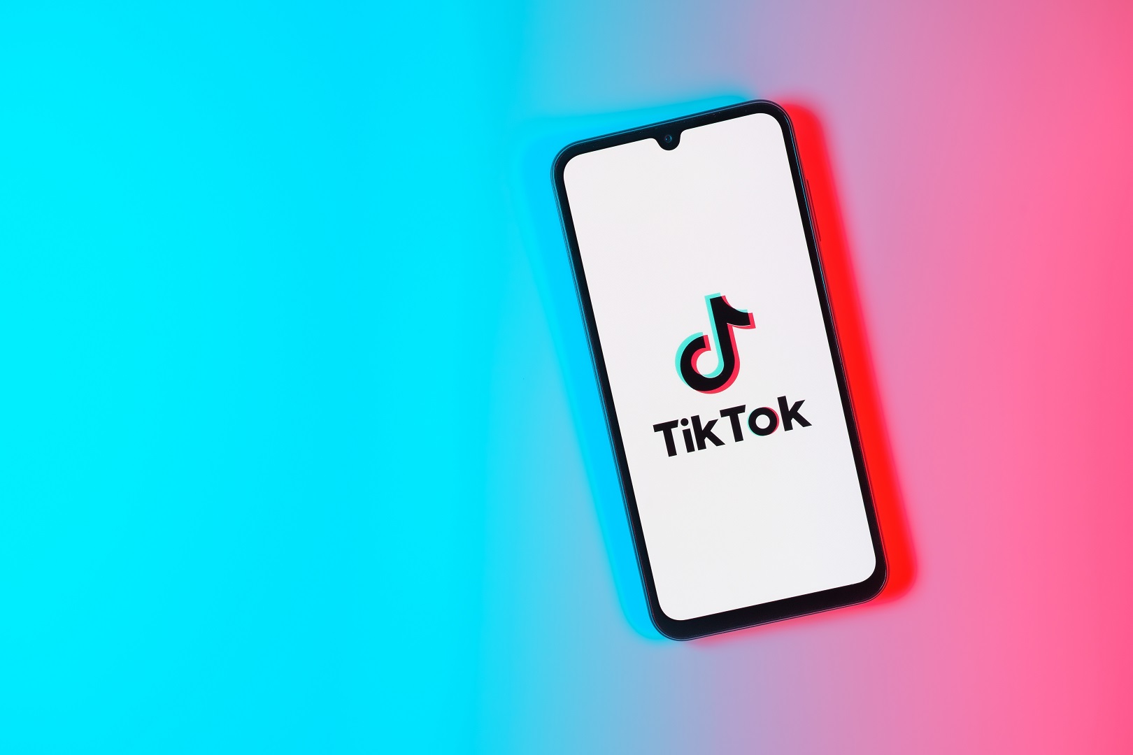 Netflix podría acabar con el formato "maratón" y convertir su plataforma en un TikTok de series Netflix podría acabar con el formato "maratón" y convertir su plataforma en un TikTok de series