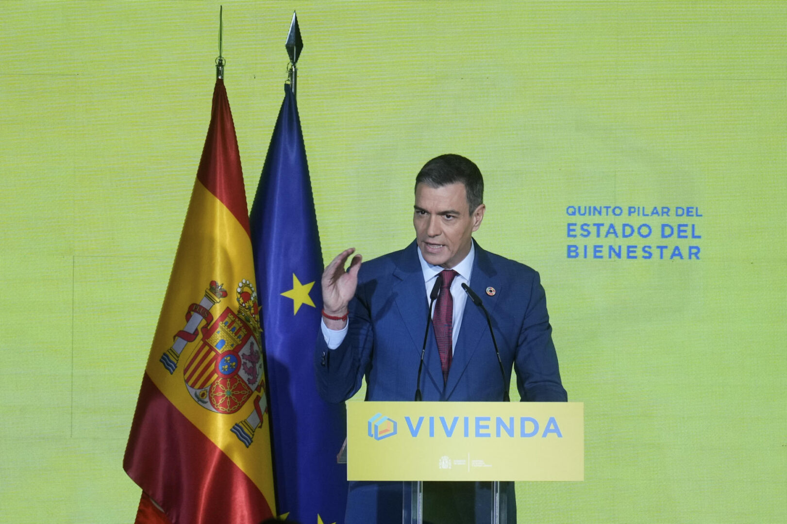 MADRID, 13/01/2025.- El presidente del Gobierno PEdro Sánchez clausura el foro 'Vivienda: quinto pilar del Estado del bienestar' organizado por el Gobierno sobre el problema del acceso a la vivienda, este lunes, en Madrid. EFE/ Borja Sánchez-trillo