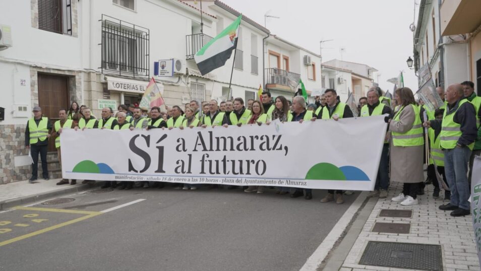 Así ha sido la manifestación contra el cierre de la central nuclear de ...