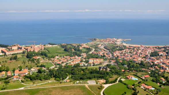 Comillas (Cantabria) - Sociedad