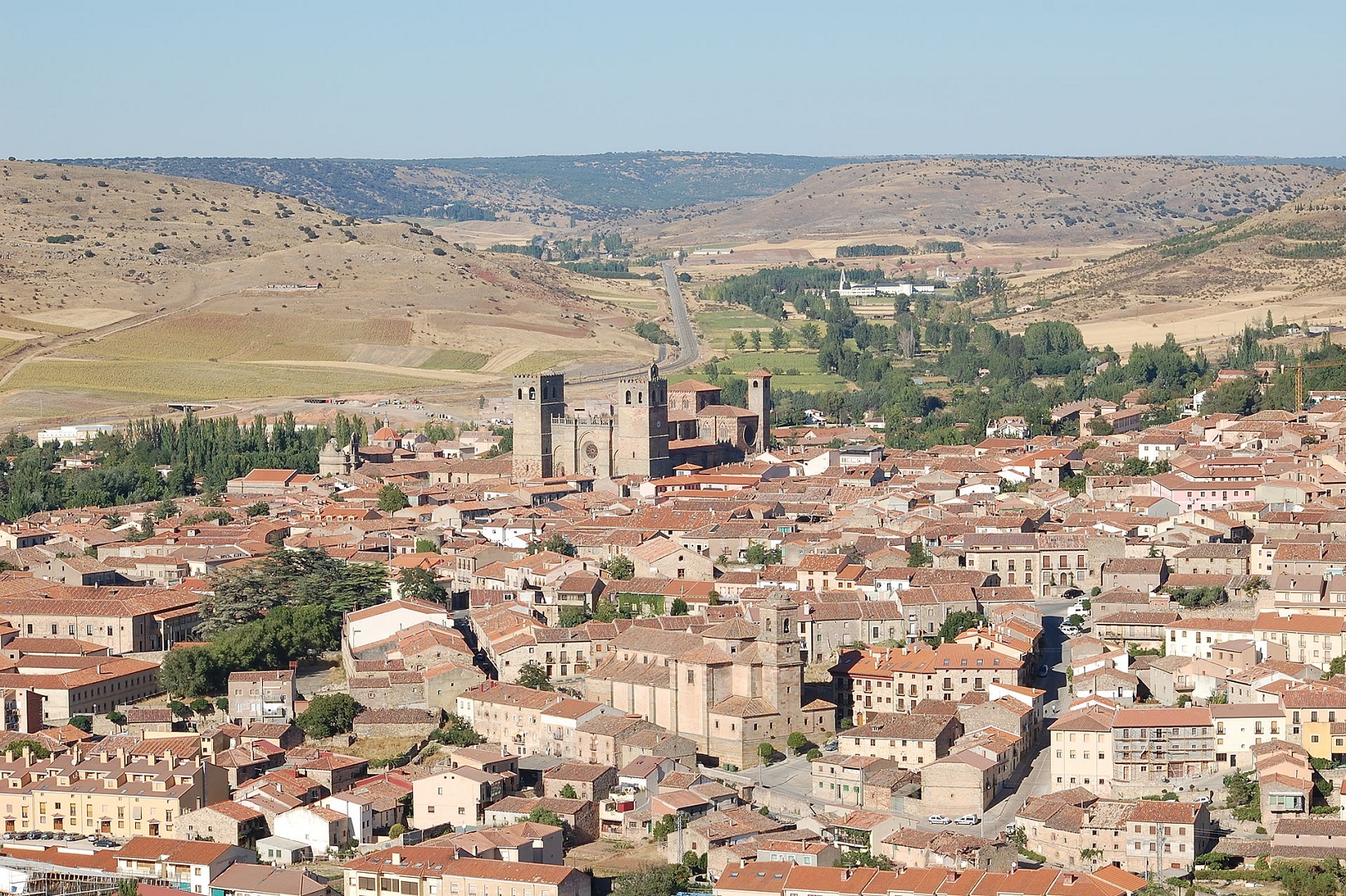 Sigüenza - Sociedad