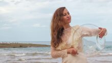 María Meneses, cuyo nombre artístico es Nena Daconte, presenta 'Escafandra', su séptimo álbum de estudio