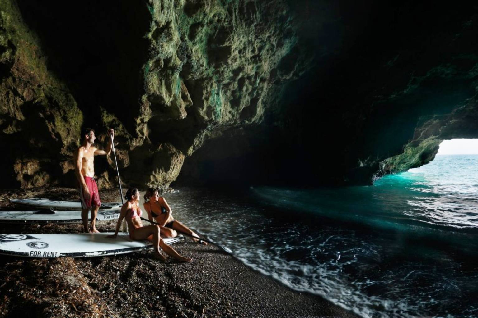 Cueva del Lobo Marino - Sociedad