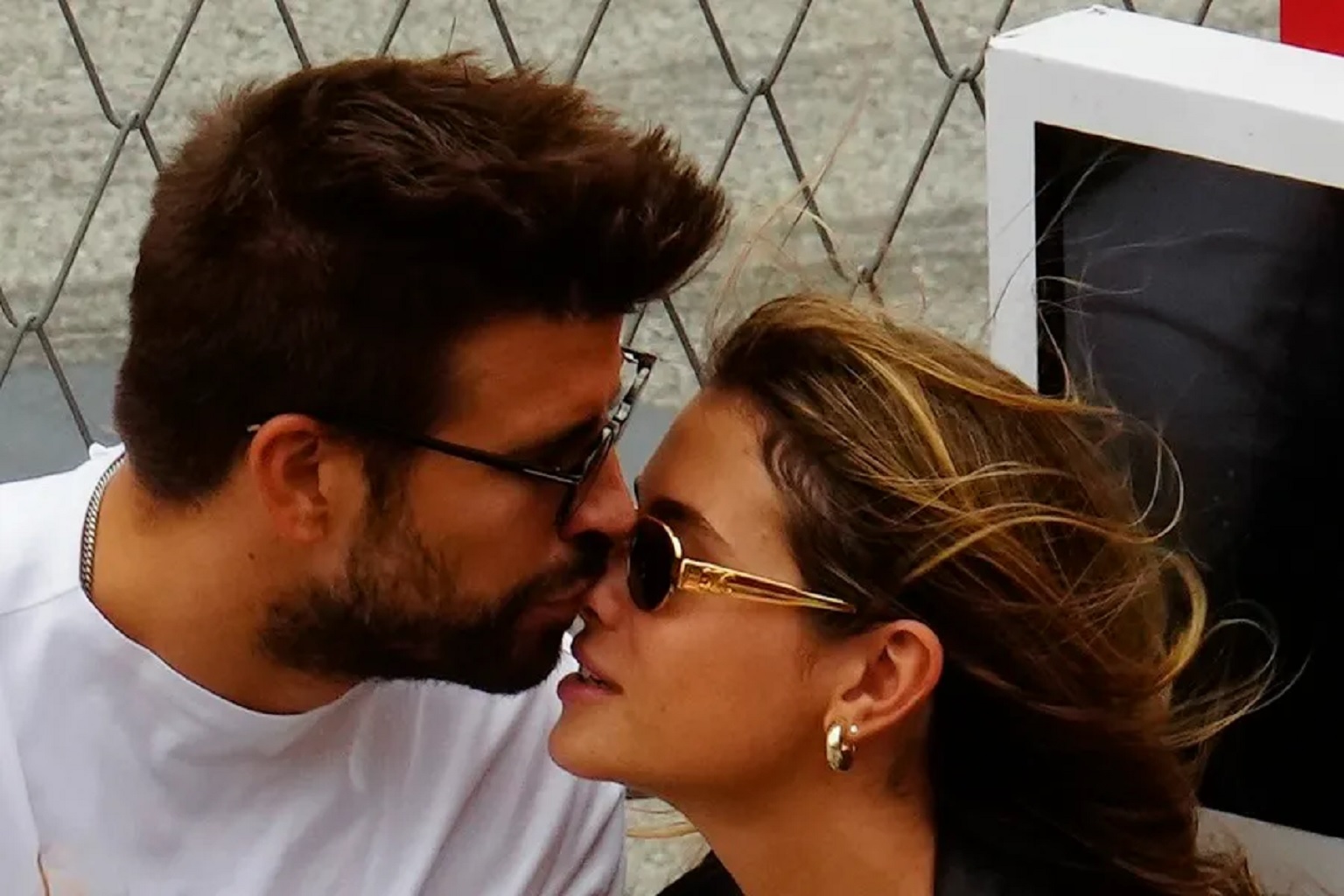 Gerard Piqué y Clara Chía - Estilo14