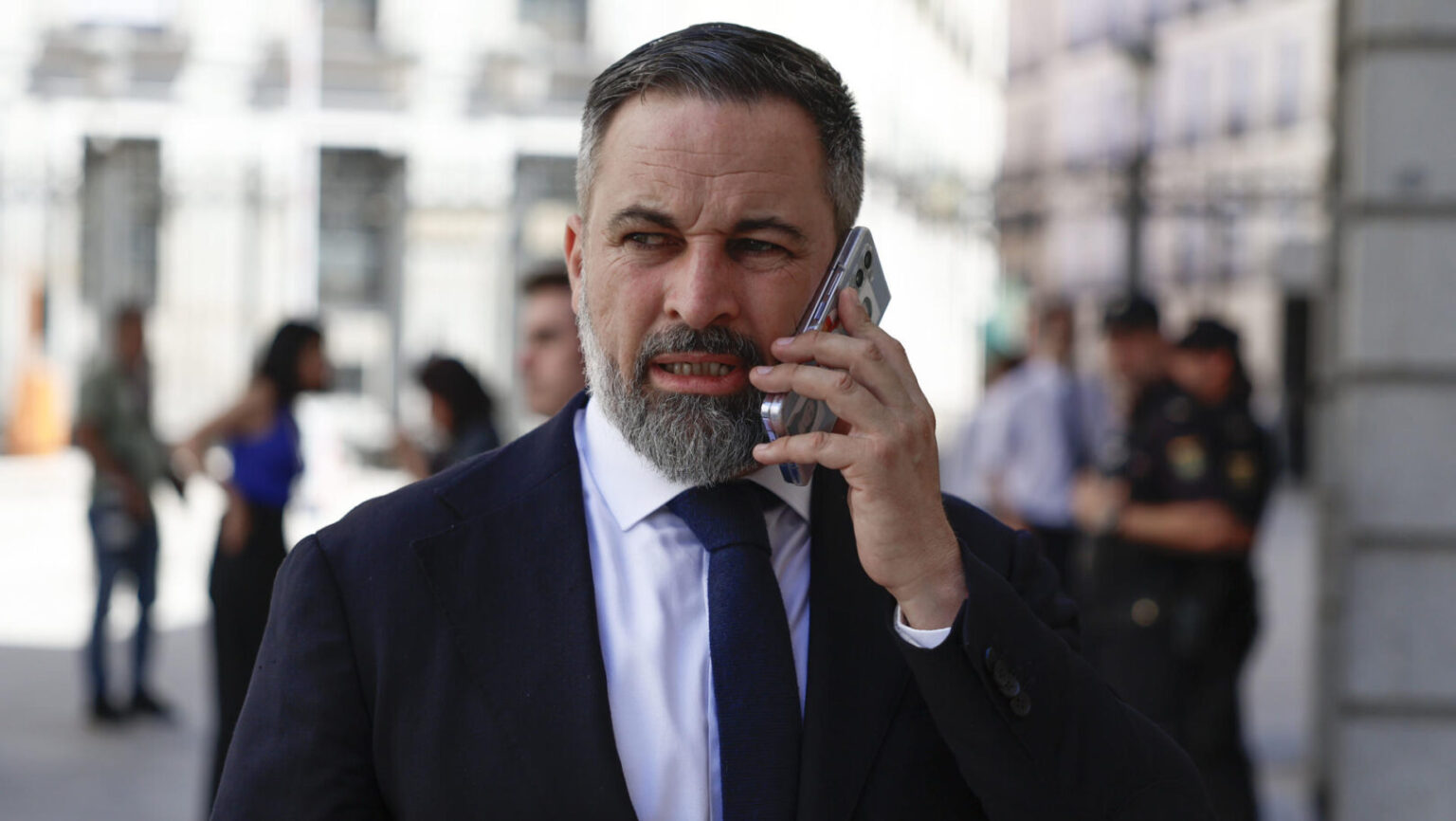 Abascal con discurso reforzado por sondeos y pelea por escaños ...