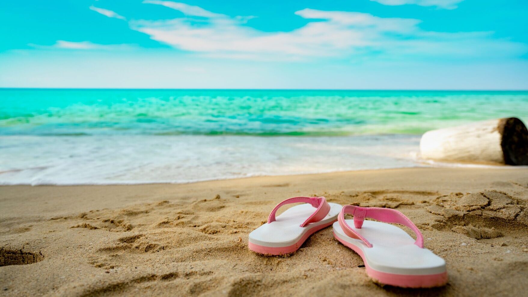 Los podólogos sentencian si es peligroso usar chanclas en verano