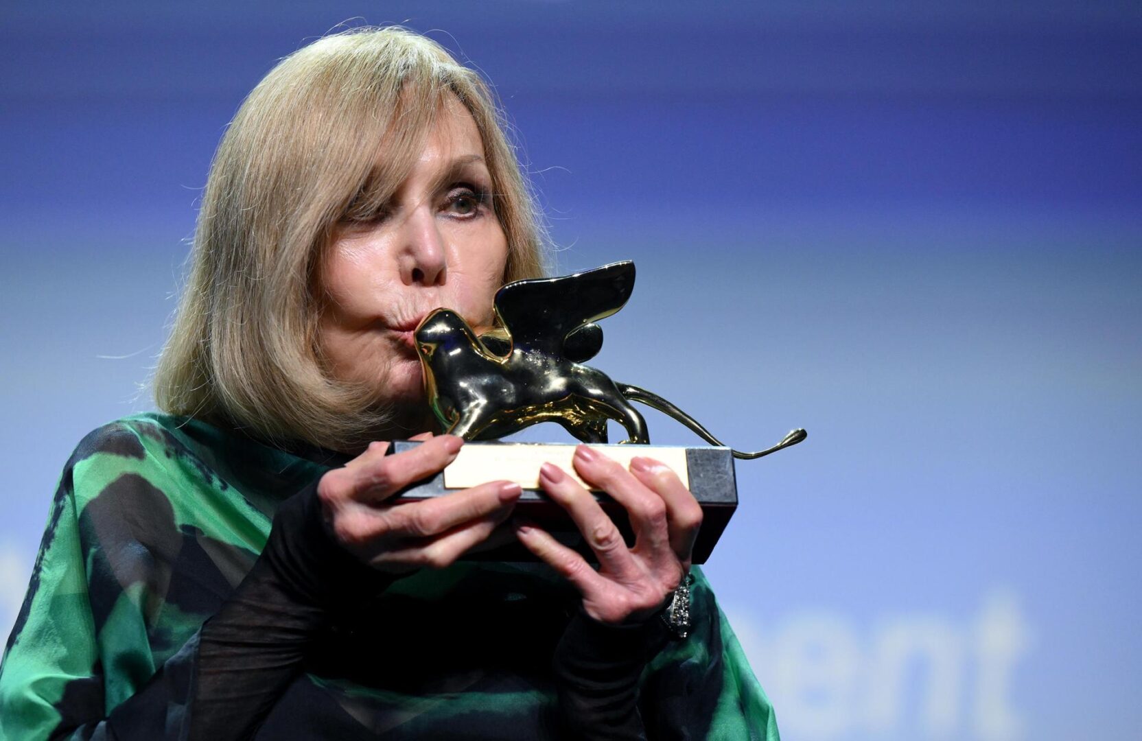 Kim Novak rechaza a Sydney Sweeney para su biopic y critica el físico de la actriz: "Jamás lo habría aprobado"