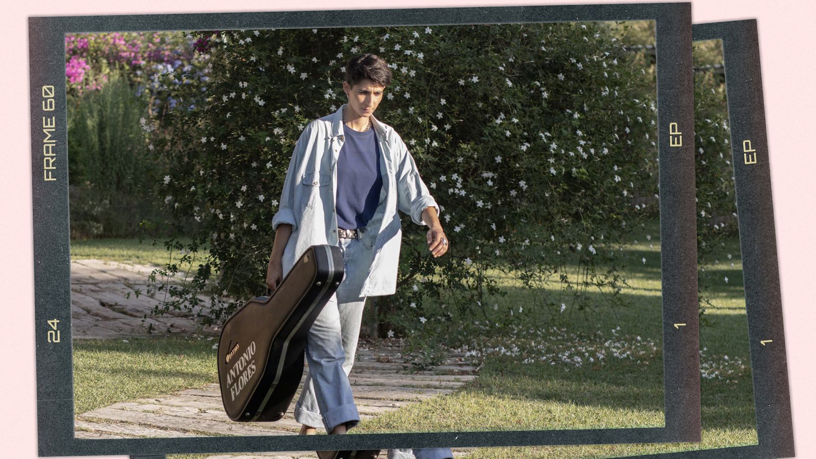 El documental sobre la figura de Antonio Flores que han dirigido Isaki Lacuesta y Elena Molina, 'Flores para Antonio', se ha estrenado en el Festival de San Sebastián