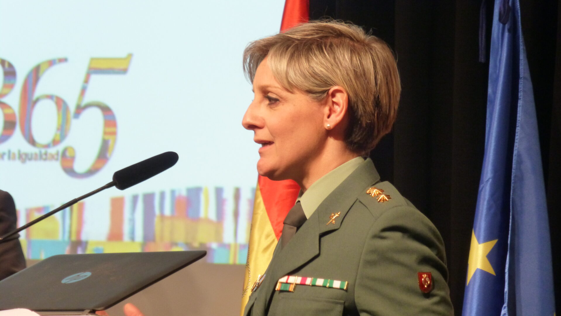 Cristina Moreno - Defensa