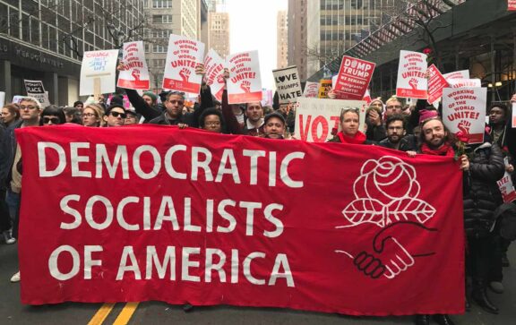 Democratic Socialists of America - Internacional