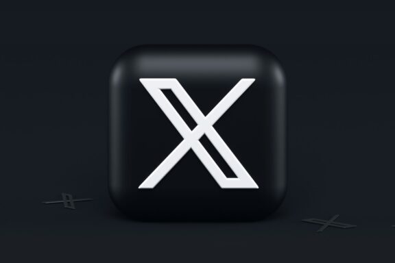 Logo de X (Twitter) en 3D - Sociedad