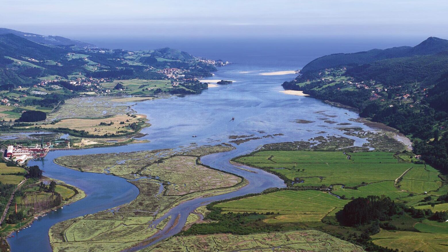 La comarca de Busturialdea, en el País Vasco, es la única reserva de la biosfera del País Vasco, y es donde el Guggenheim proyectaba su ampliación