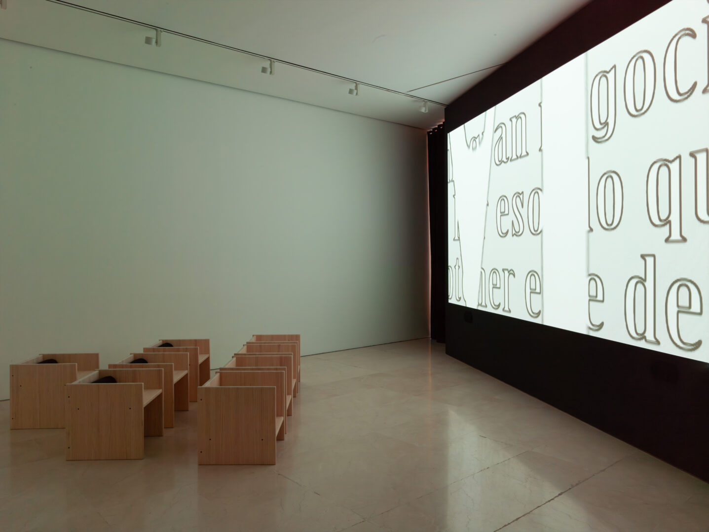 Exposición 'Elena Asins. Antígona'