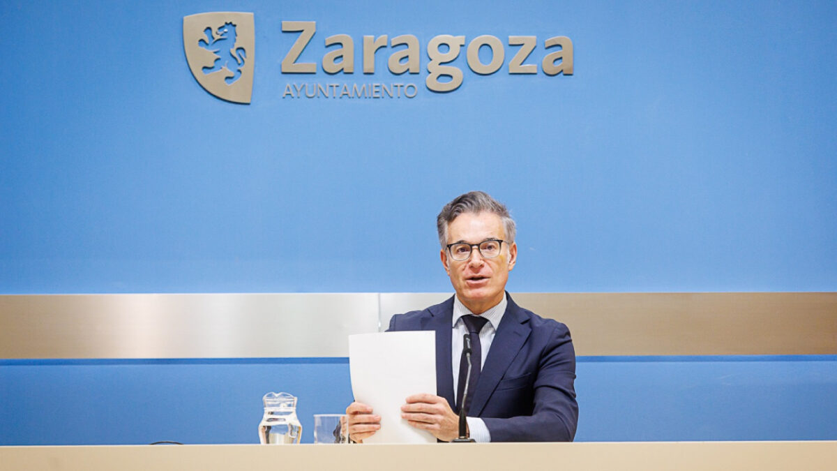 Víctor Serrano - Política