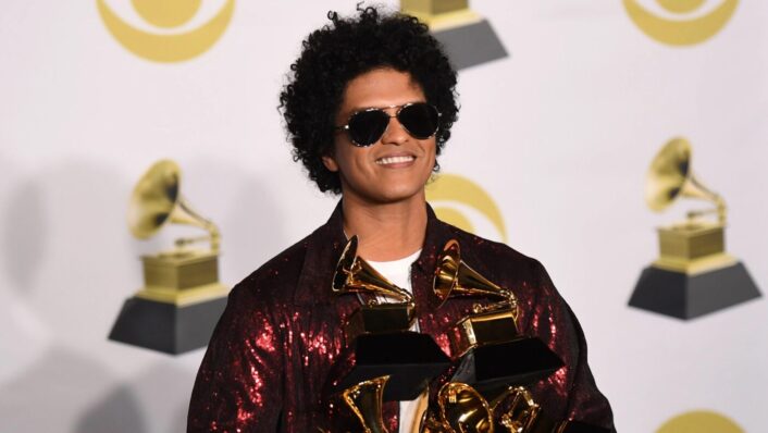 Brunos Mars anuncia 'The Romantic', nuevo disco y gira para este 2026