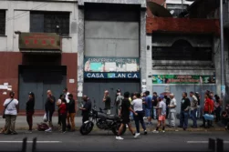Filas de comida en Venezuela - Internacional