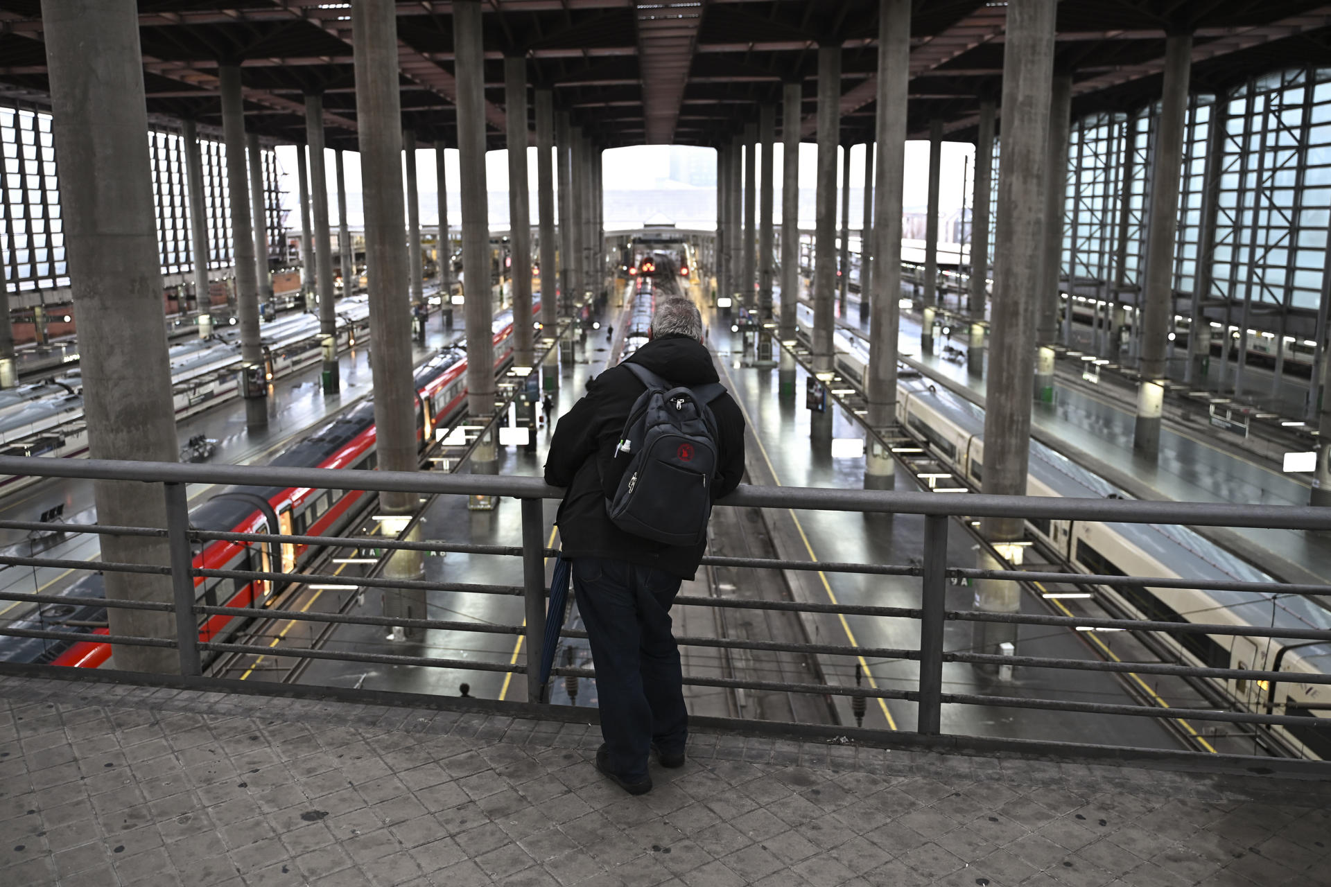 El mes horribilis de Renfe: retrasos en casi el 50% de los AVE y más de 100.000 incidencias externas