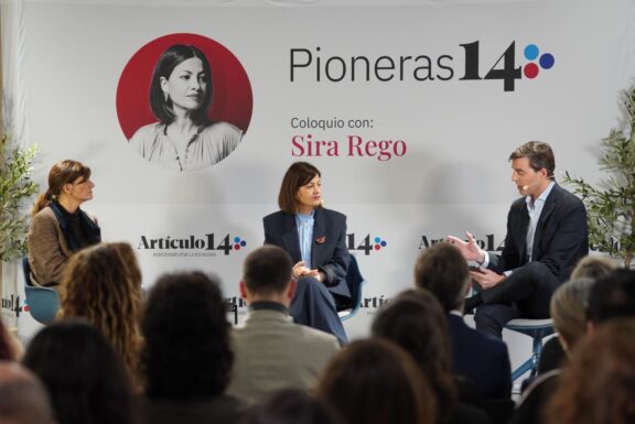 Rego pide a la izquierda que deje de hablar de nombres y recupere "la  actividad más militante" - Artículo 14