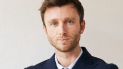 Víctor Arpa - Economía