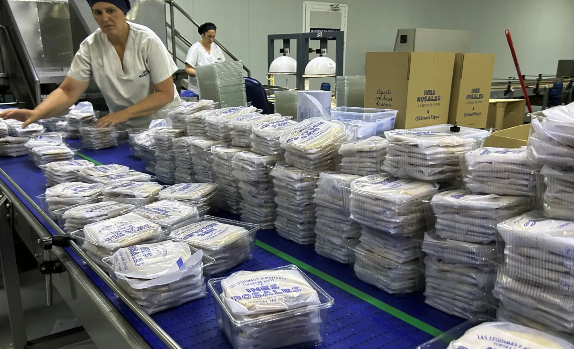 Fábrica de Inés Rosales - Economía