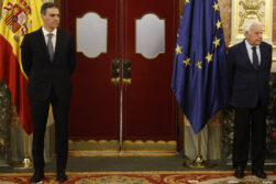 Pedro Sánchez y Felipe González en el Congreso de los Diputados