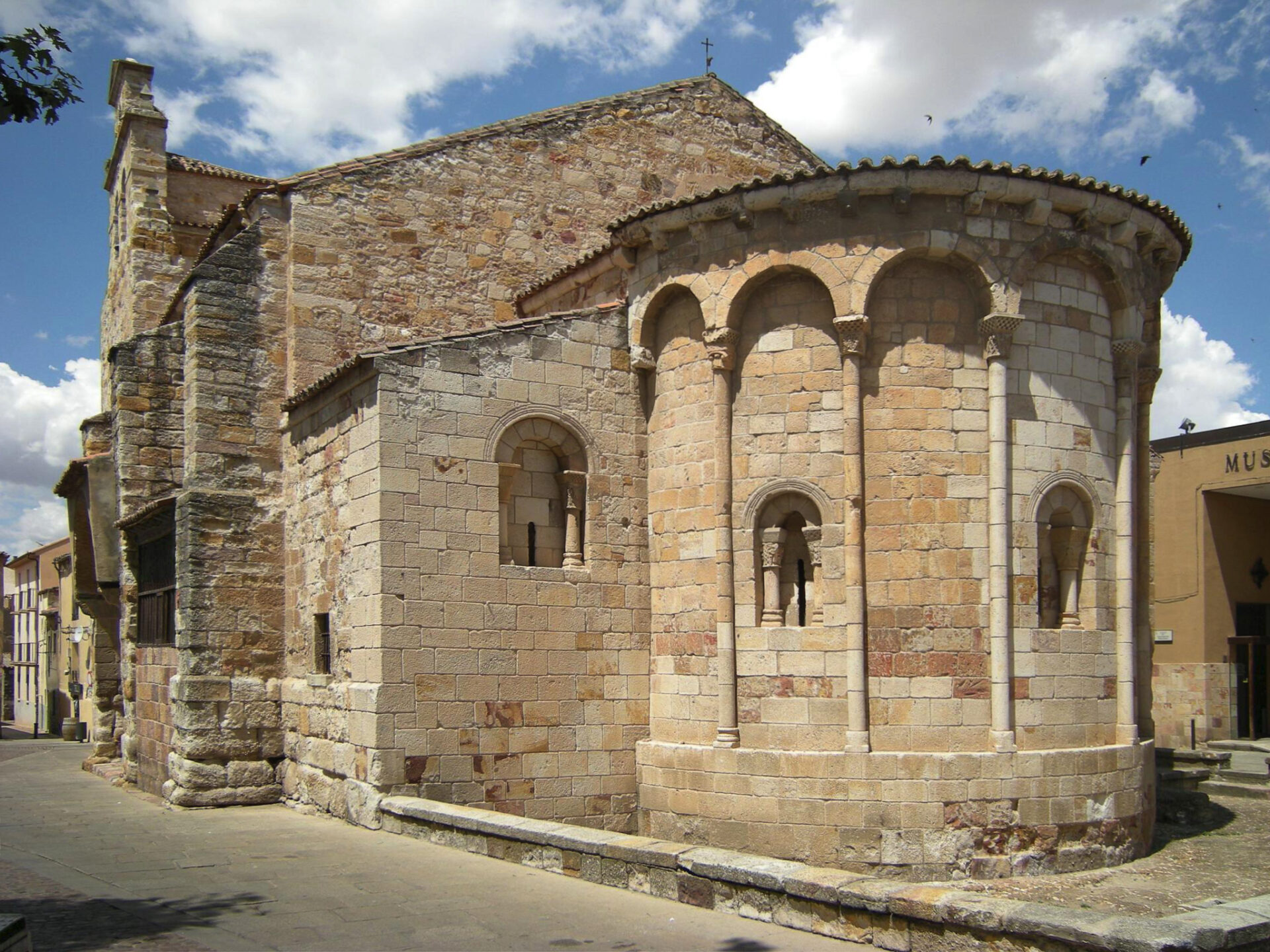 Iglesia de Zamora - Sociedad Iglesia de Zamora - Sociedad