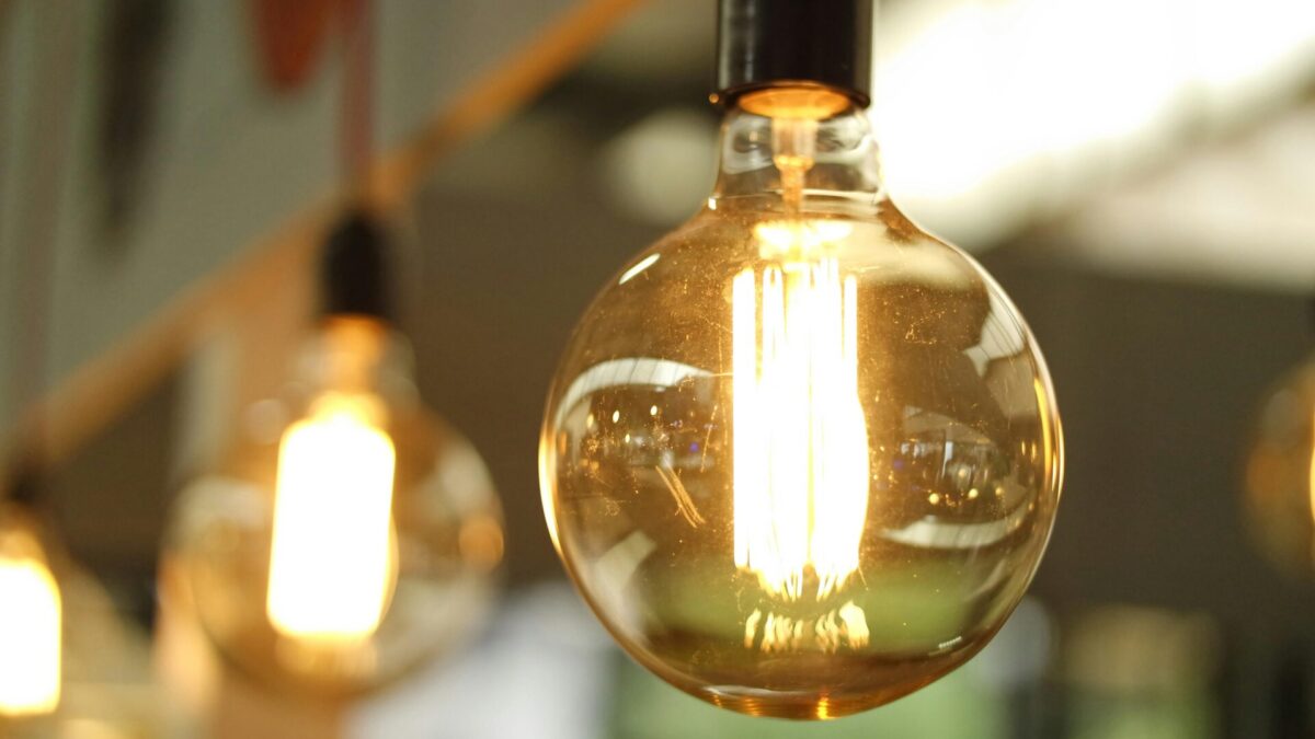 Precio de la luz - Economía