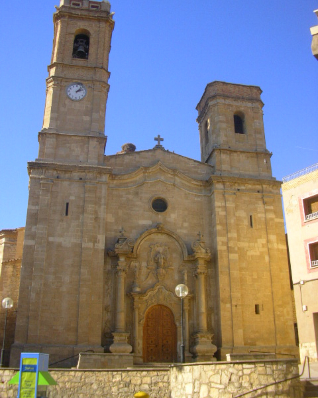 La floración en Aitona, el fenómeno natural que atrae turistas