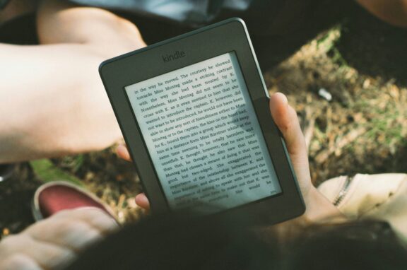 Kindle - Sociedad