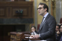 Carlos Cuerpo, interviene durante el pleno en el Congreso de los Diputados, este jueves.