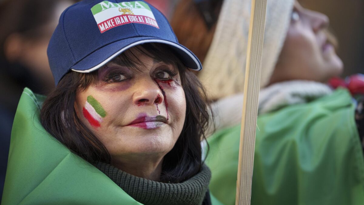 Irán