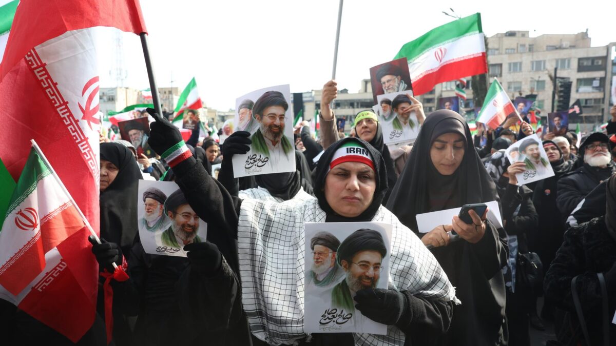 Irán
