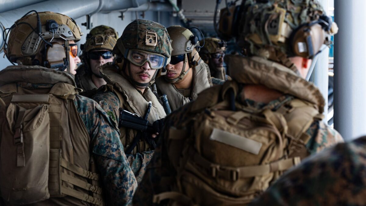 Marines rumbo a Irán