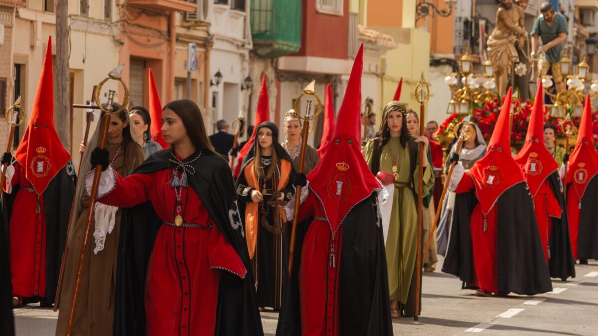 Mujeres cofrades