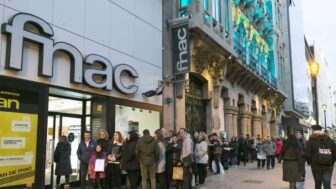 FNAC Zaragoza - Sociedad
