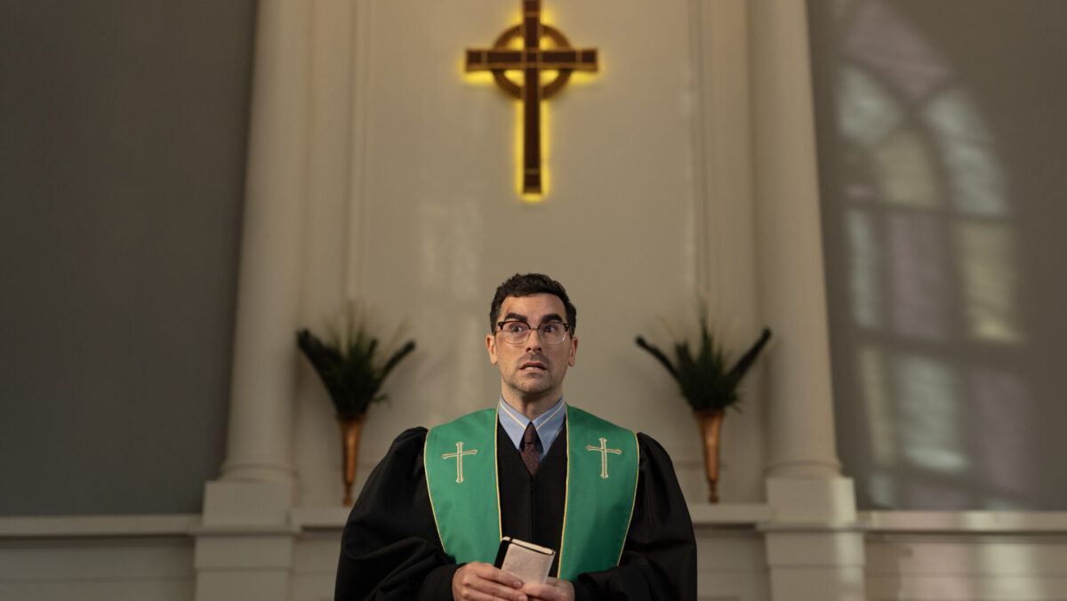 Dan Levy protagoniza 'Big mistakes', en Netflix